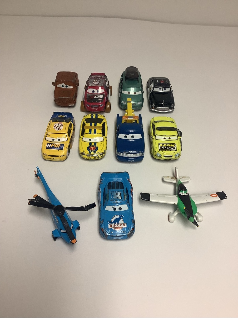 Disney Pixar Cars & Planes Lot - 11 Die-Cast Vehicles